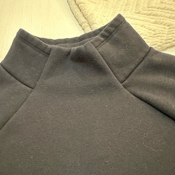 Fabletics Black Funnel Neck Fleece Lined Top Size M - Picture 6 of 8